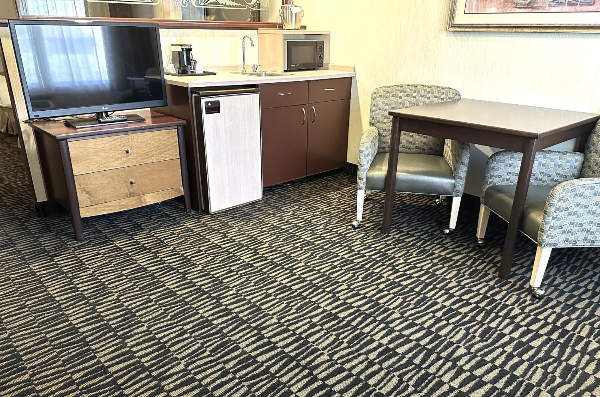Sojourn Airport Hotel Portland