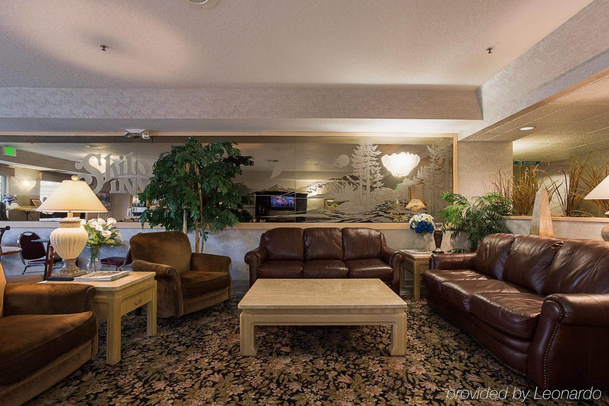 Sojourn Airport 3*