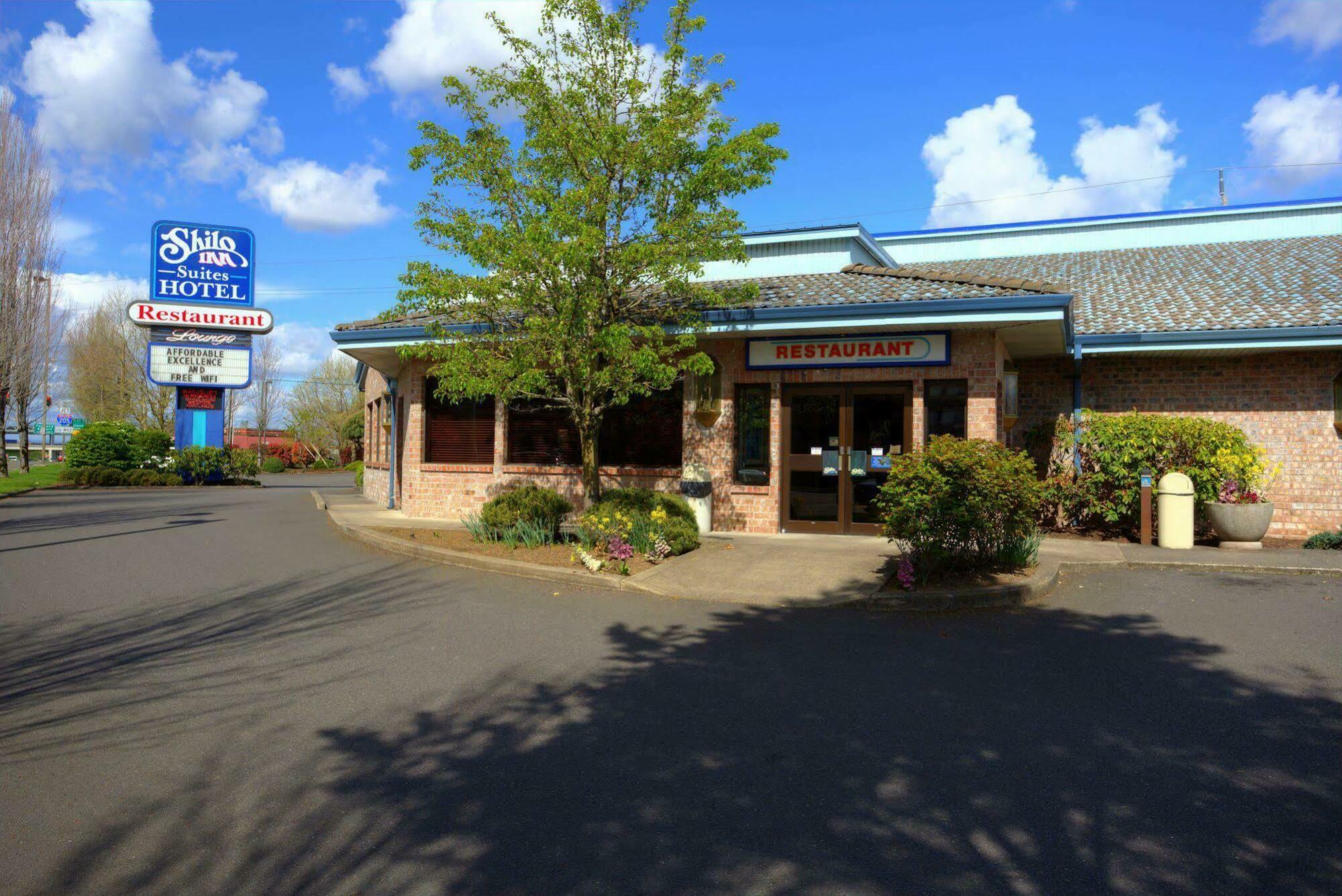 Hotel Sojourn Airport Portland