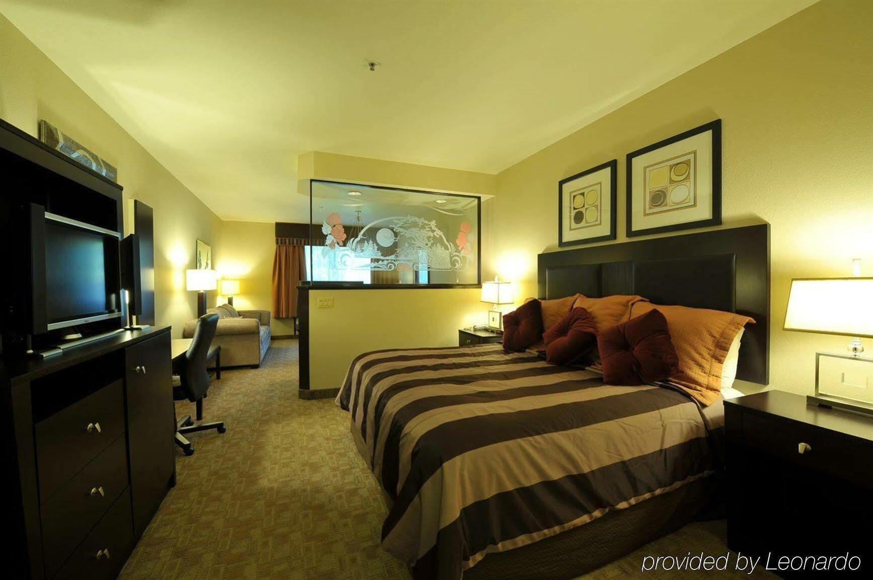 Sojourn Airport Hotel